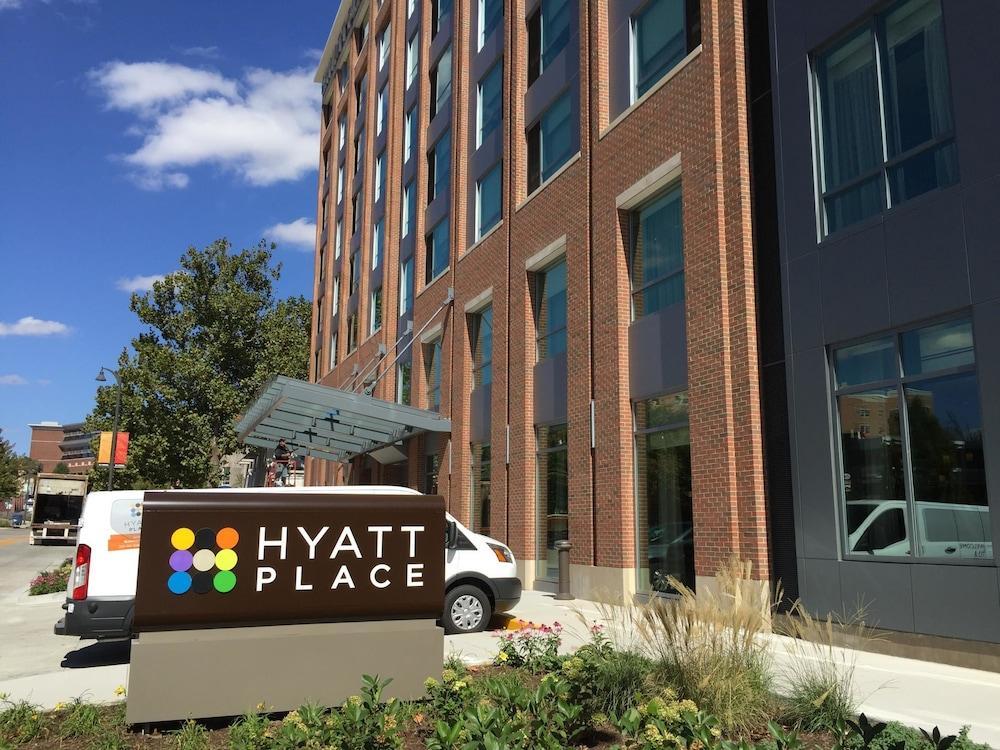 Hyatt Place Bloomington / Normal Exterior foto